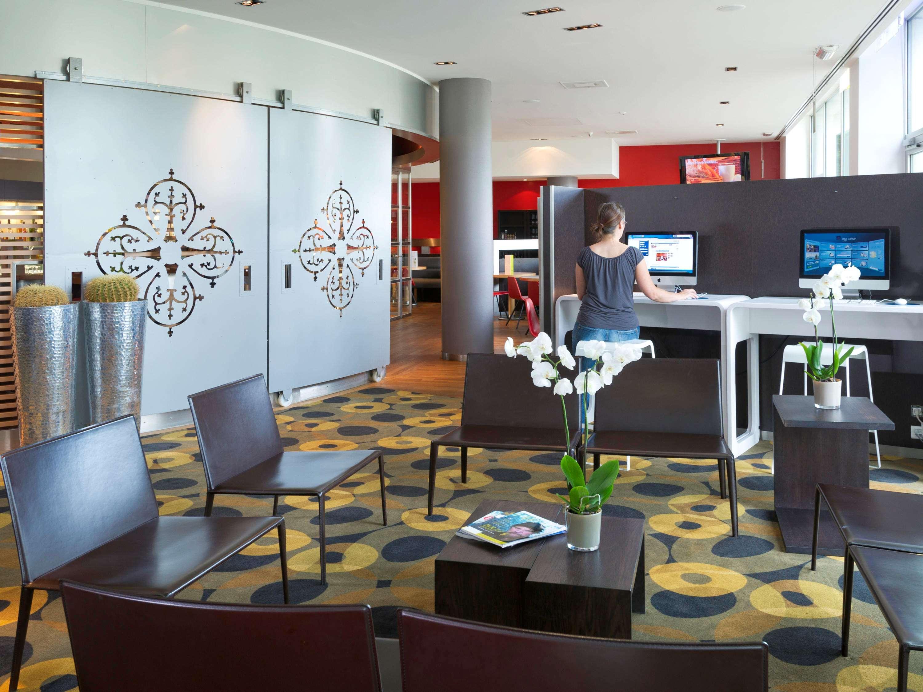 Novotel Leuven Centrum Lovaina Exterior foto